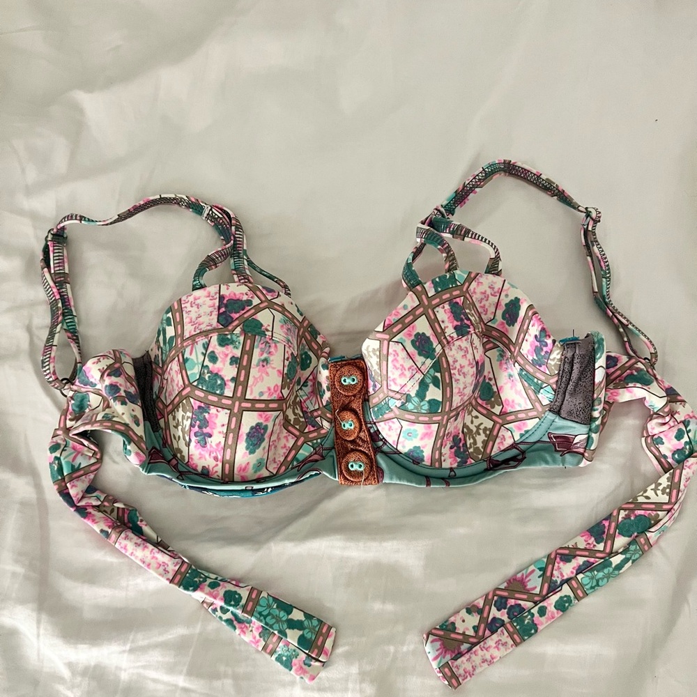 Maaji Tropical Bralette Bikini Top - Size Medium